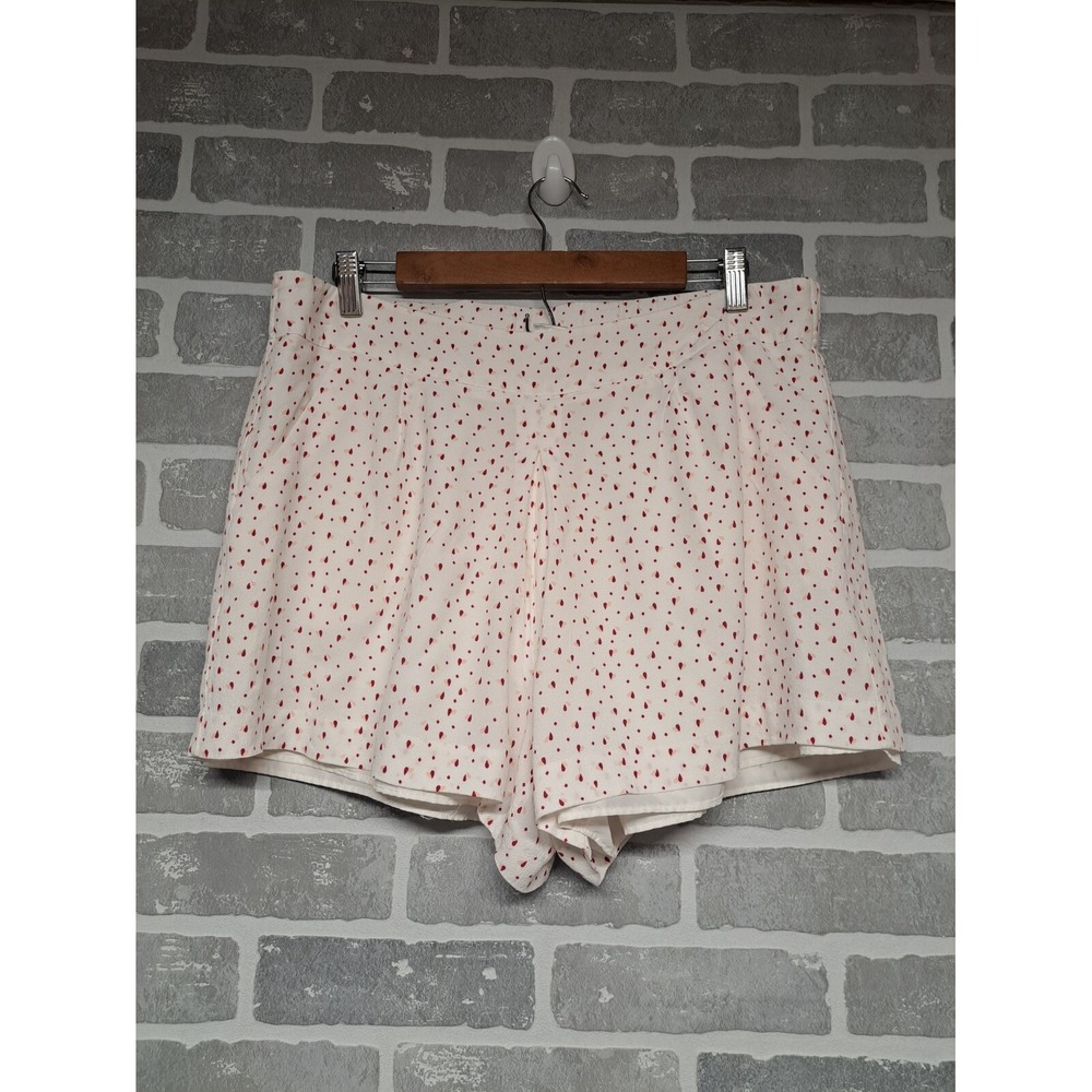 Disney's Alice In Wonderland a Collection by LC Lauren Conrad Pleated Short‎ L